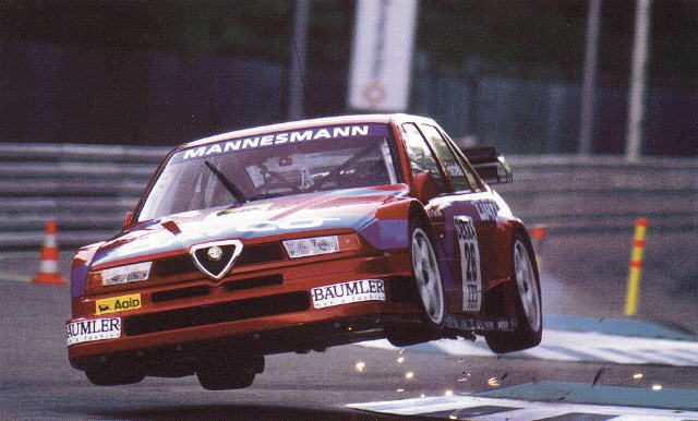 Alfa-Romeo-155-Touring-Car-jumping.jpg