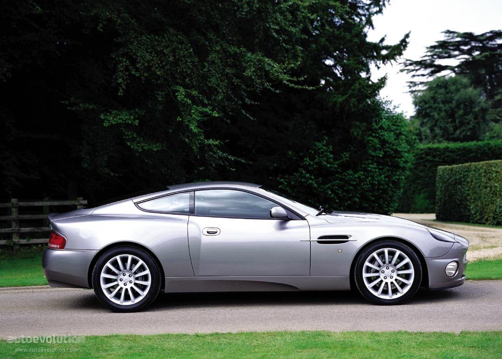 ASTONMARTINVanquish-1477_7.jpg