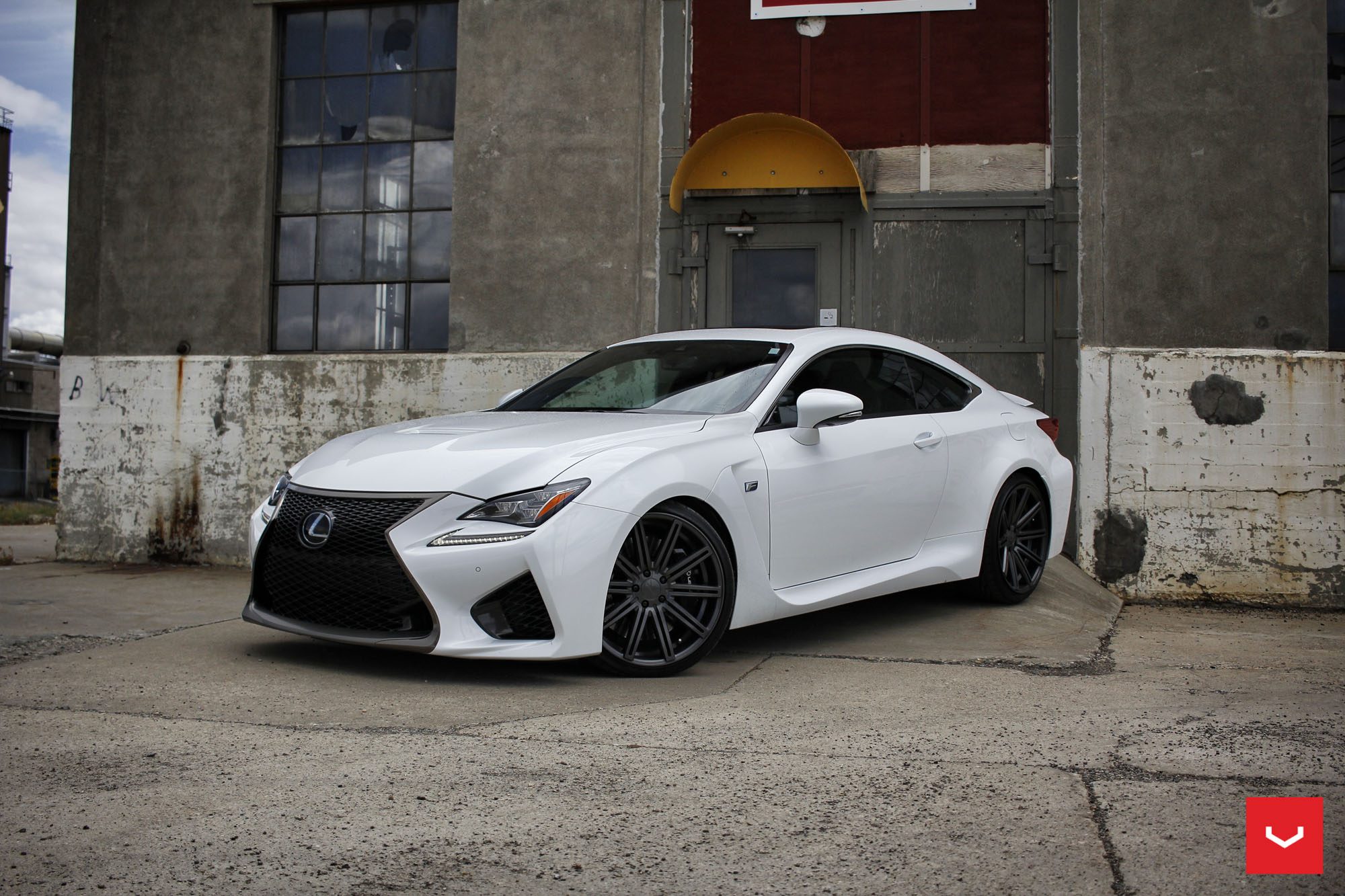 white-lexus-rcf-on-vossen-wheels-has-the-look-of-a-cult-car-photo-gallery_1.jpg