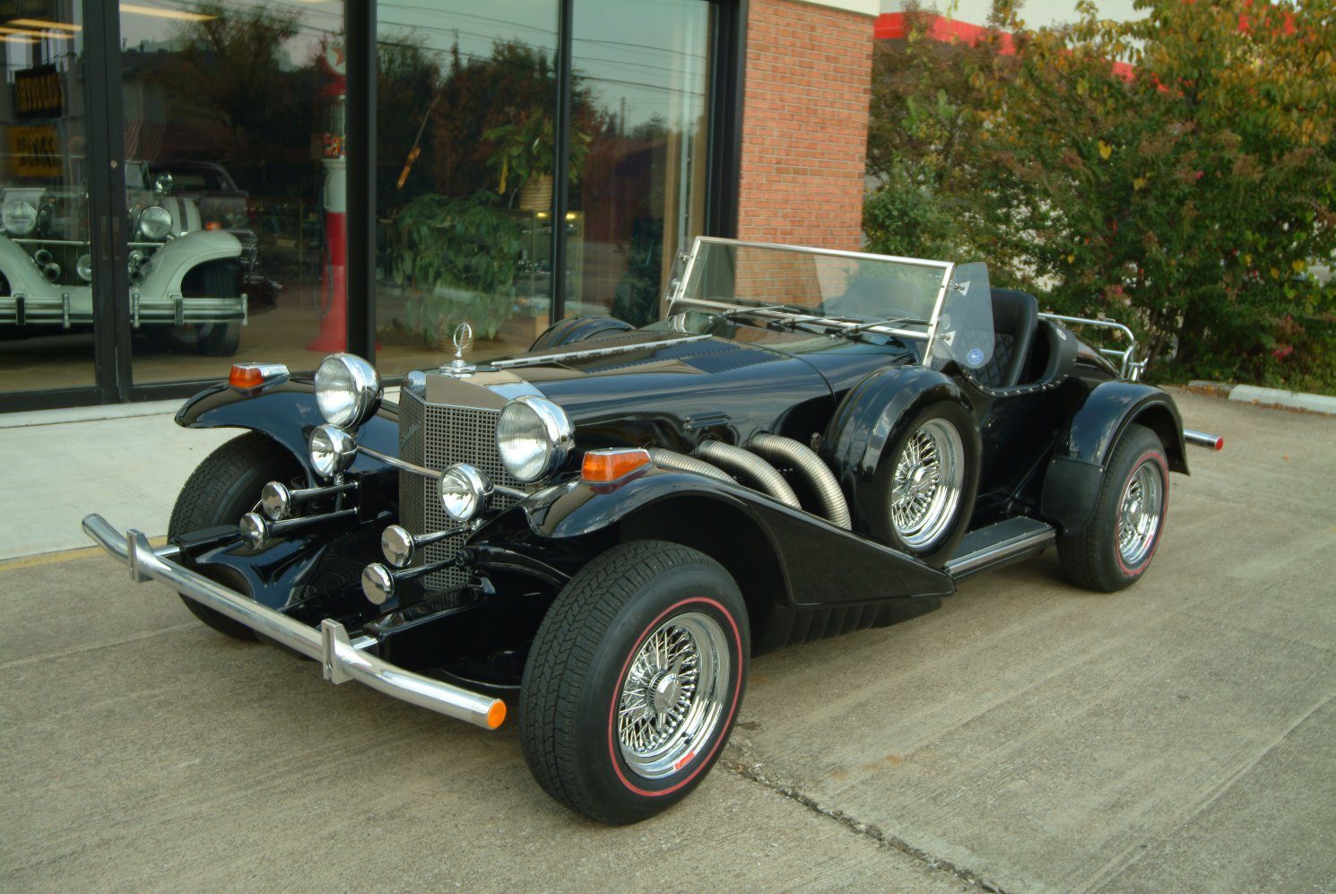 internet-find-of-the-day-1979-excalibur-roadster-series-iii-up-for-grabs-28642_1.jpg