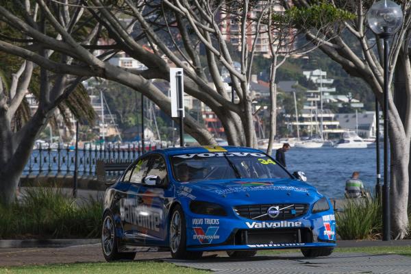 Volvo-V8Supercars_E7R1924.jpg