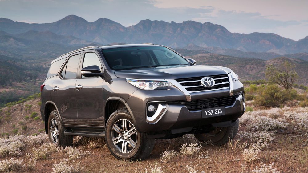 15Fortuner_651.jpg