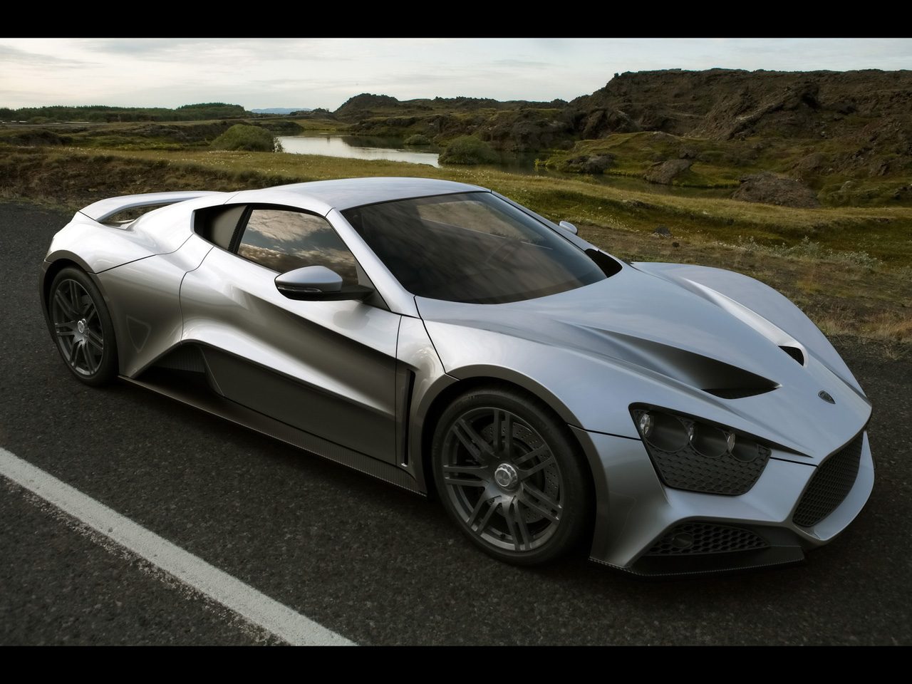 2009-Zenvo-ST1-Front-And-Side-1280x960.jpg