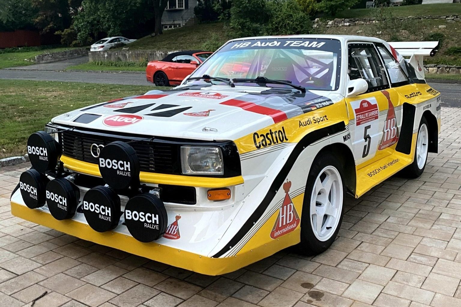 1986_Audi_Quattro_S1_E2_Tribute.jpg