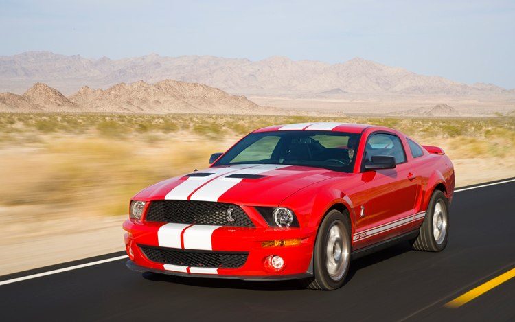 112_0807_04z-2008_ford_shelby_GT500-front_view.jpg