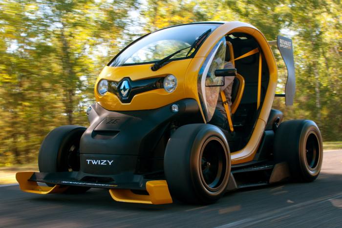 renault-twizy-f1-action-2.jpg