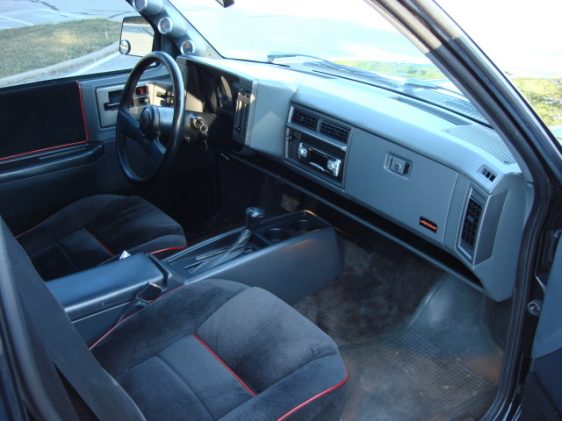 1991_gmc_syclone_2_dr_turbo_awd_standard_cab_sb-pic-14448.jpeg