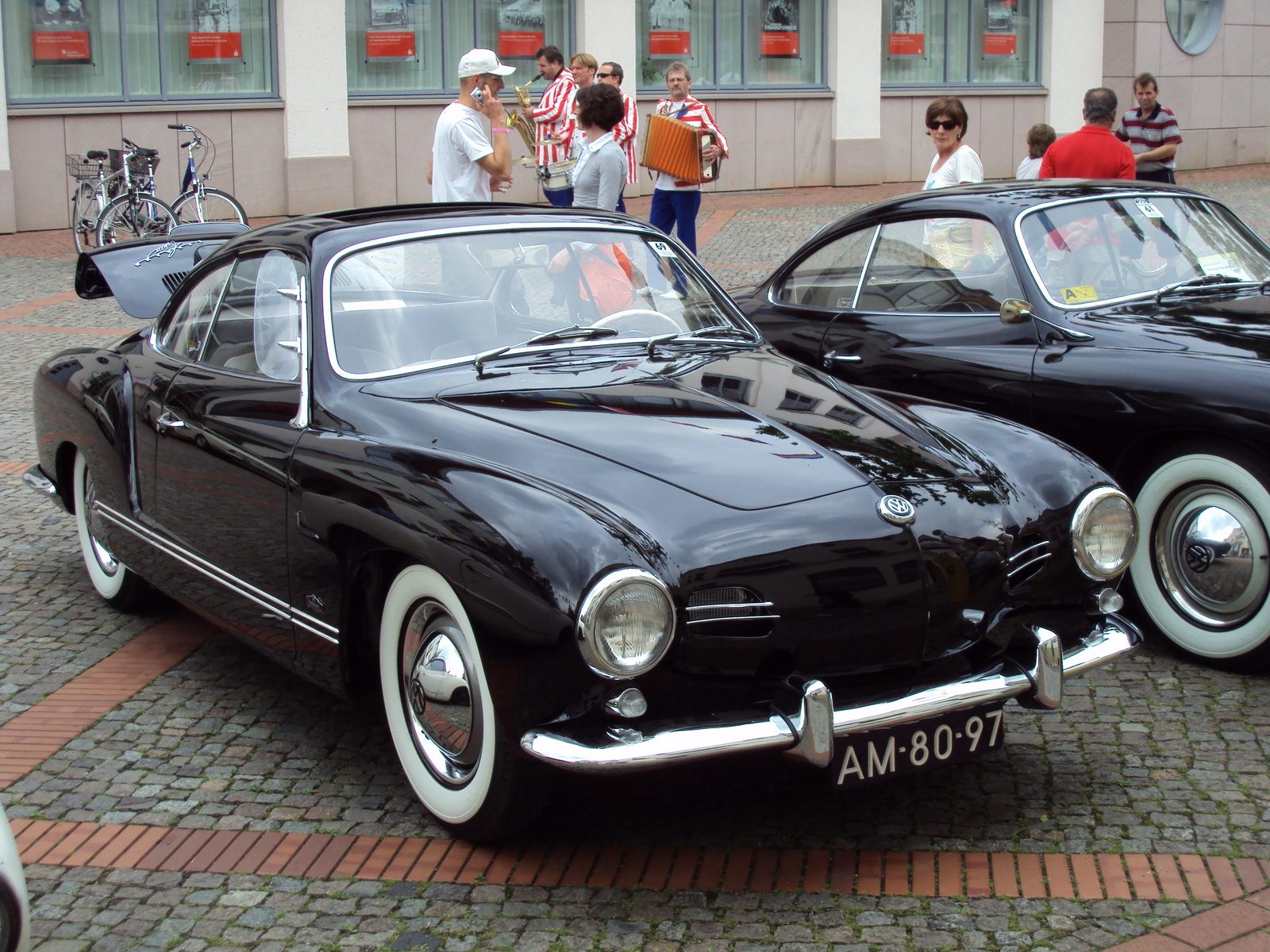 1957_volkswagen_karmann_ghia-pic-3992137420761124124.jpeg