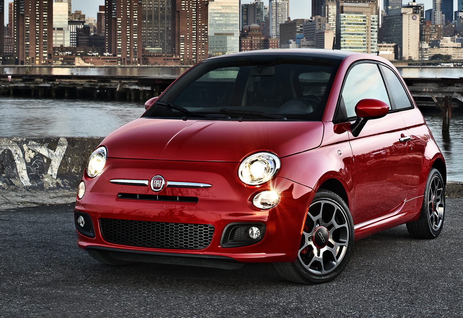 2014_fiat_500-pic-599898512687442481.jpeg