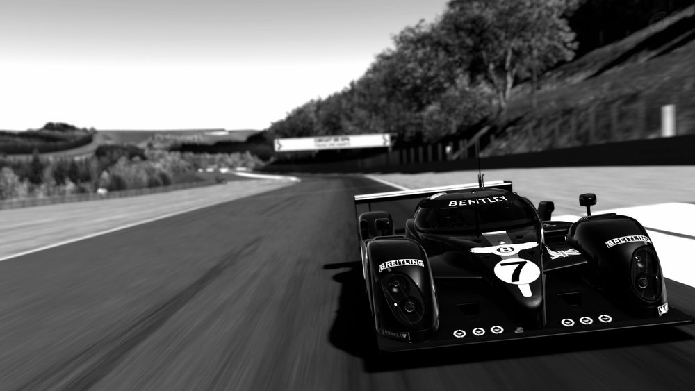 Bentley+Speed+8+at+Spa+1080.jpg