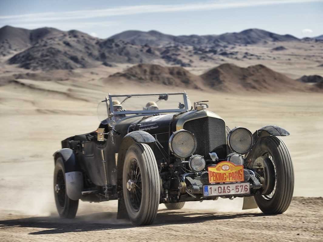 paris-to-peking-rally-2013-car-99-a-1950-bentley-mkv1-special-drives-through-the-sands.jpg