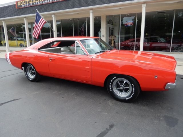 1968-dodge-charger-hemi-orange-440-6-pack-recent-restoration-1.jpg