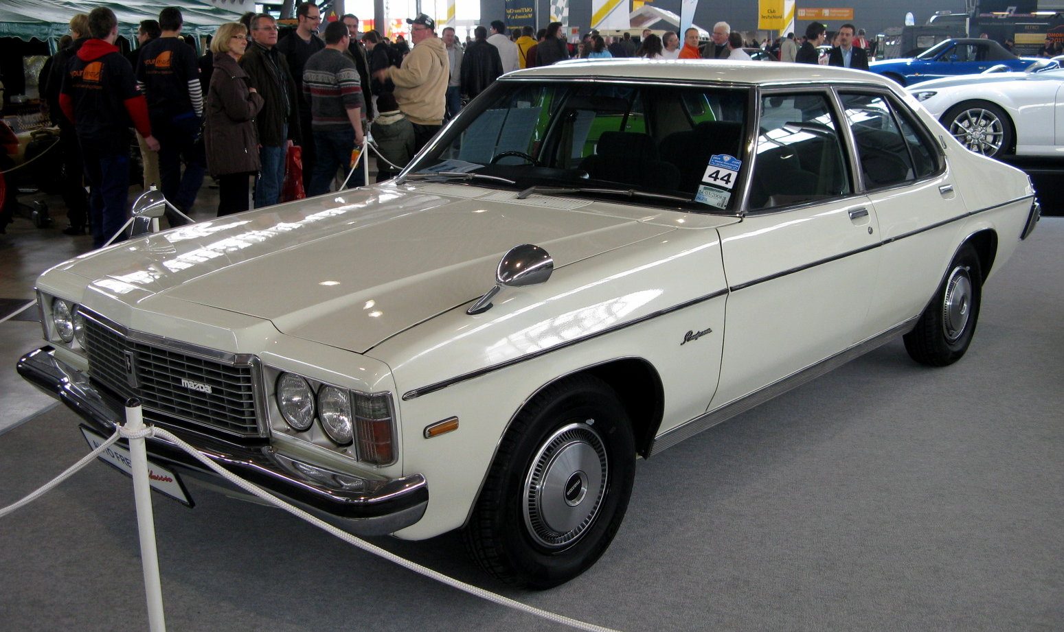 MHV_Mazda_Roadpacer_AP_1979_01.jpg