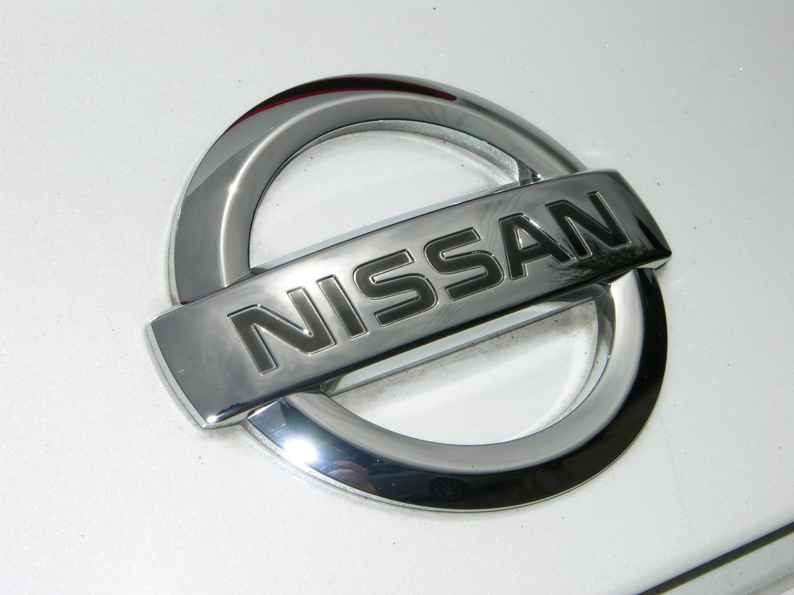 2009_Nissan_GT-R_Black_Edition_-_Flickr_-_The_Car_Spy_(12).jpg