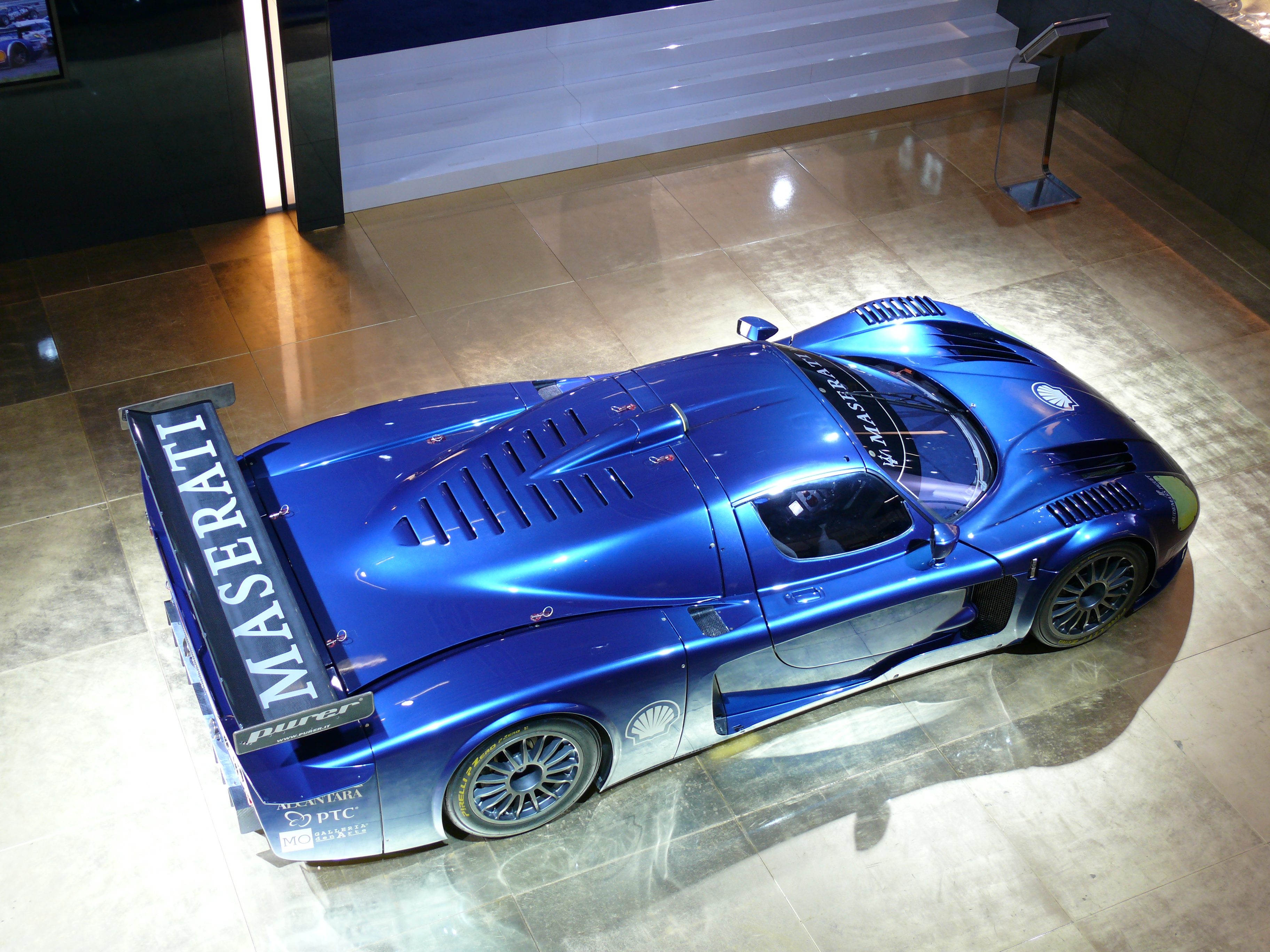 Maserati_MC12_Corsa_IAA_2007.JPG