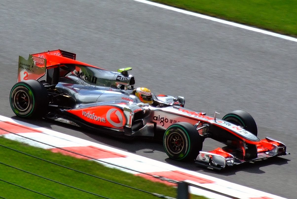 McLaren_MP4-25_Hamilton_Belgium_GP2010_winner_at_Friday_practice.jpg