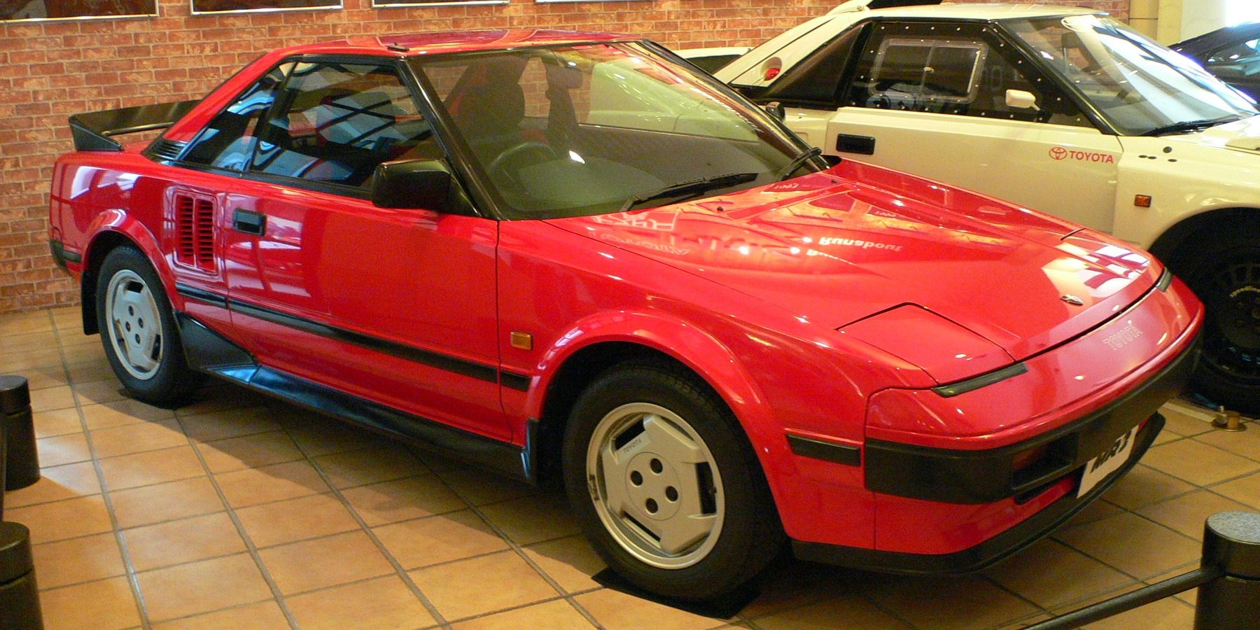 1984_Toyota_MR2_01.jpg