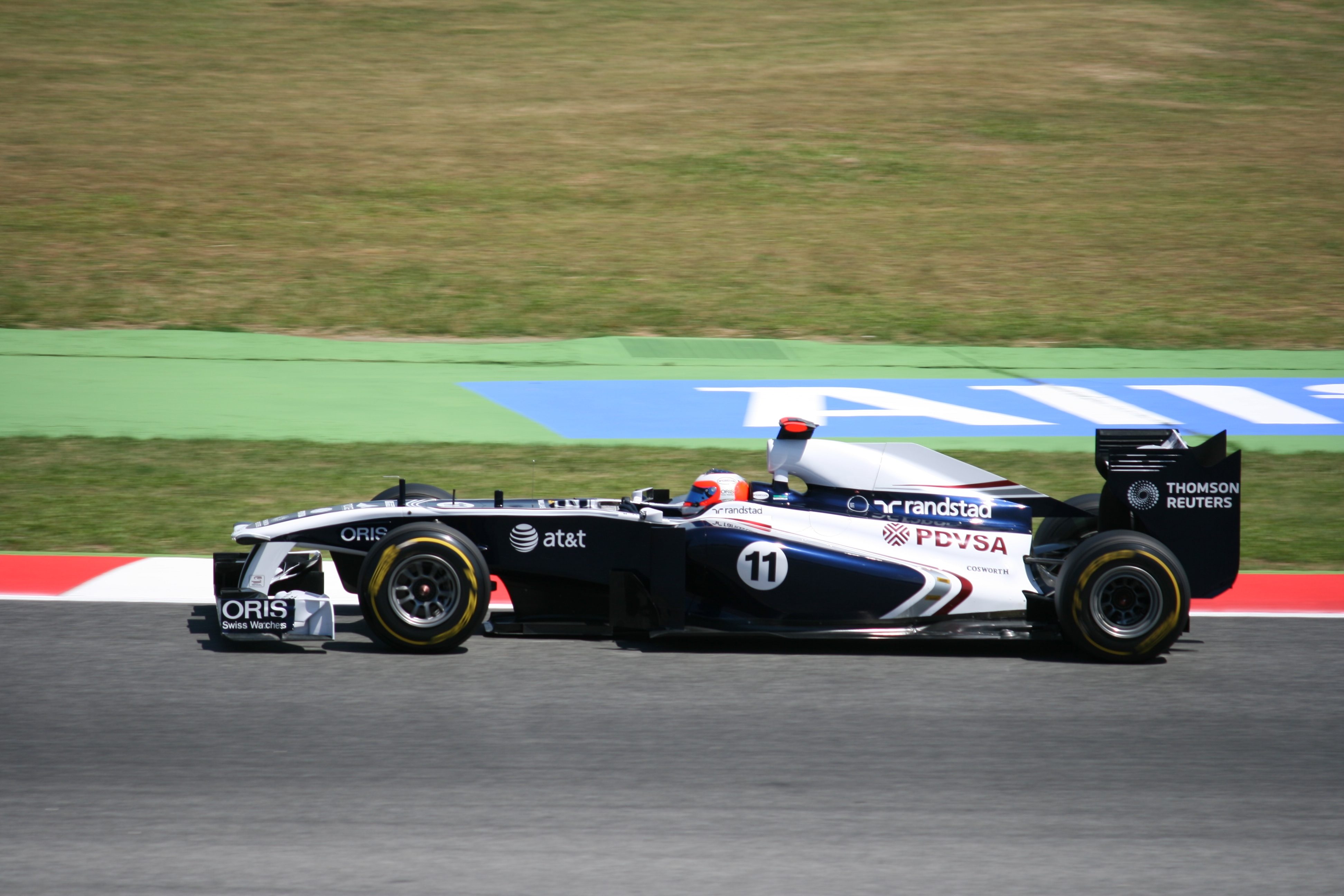 Williams_FW33_Barrichello_2011_Spanish_GP.jpg