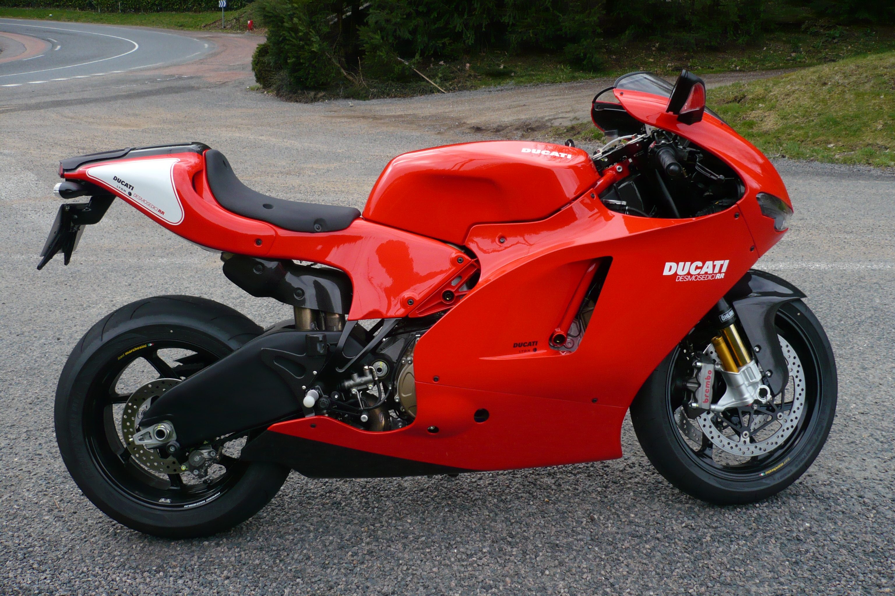 Ducati_Desmosedici_RR.jpg