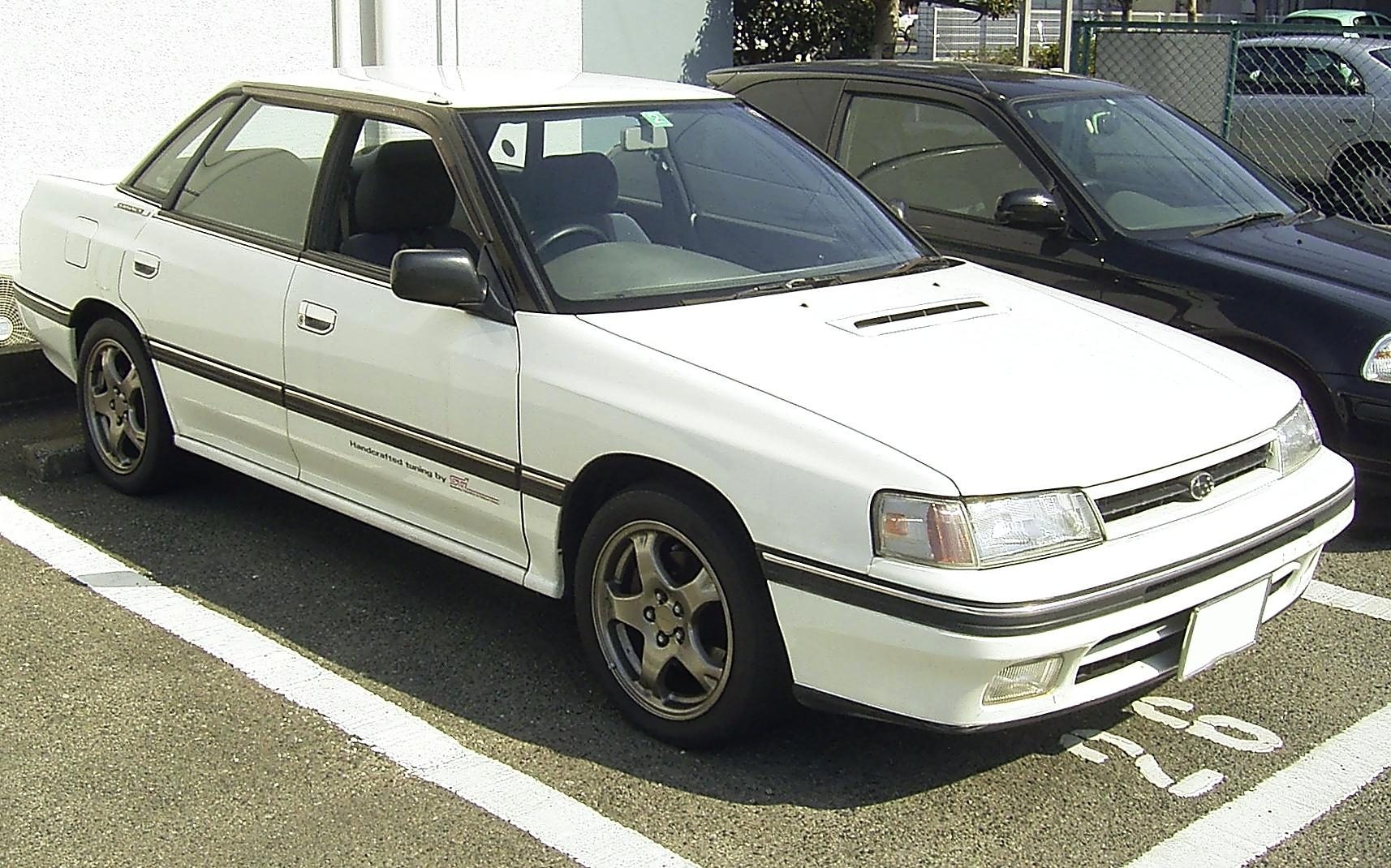 Subaru_legacy_rs-ra_02.jpg