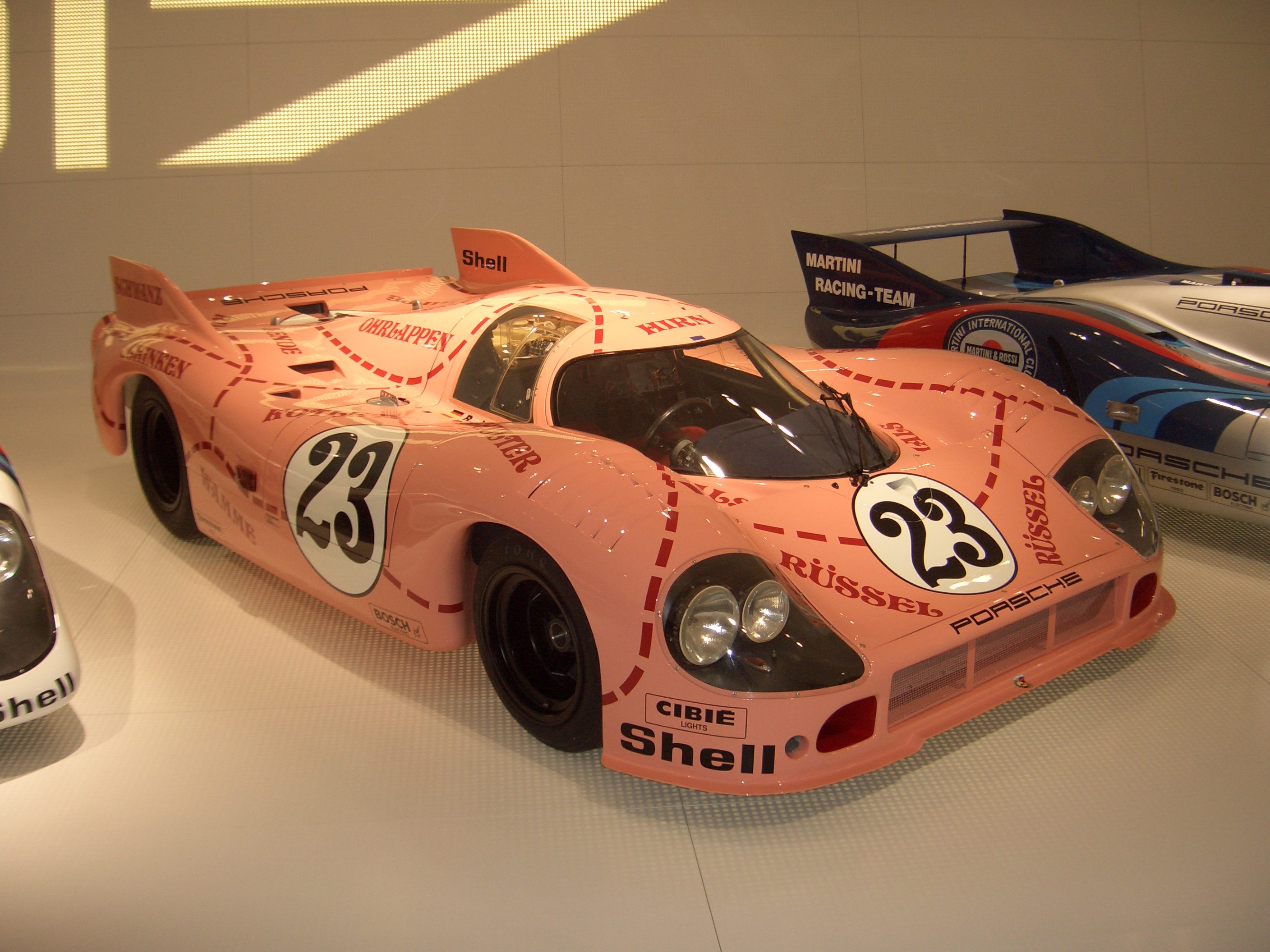 Porsche_917-20_Pink_Pig_Sau_1971_frontright_2009-03-14_A.JPG