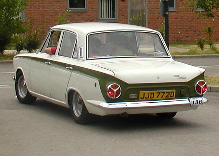 Cortina.mk1.white.750pix.jpg