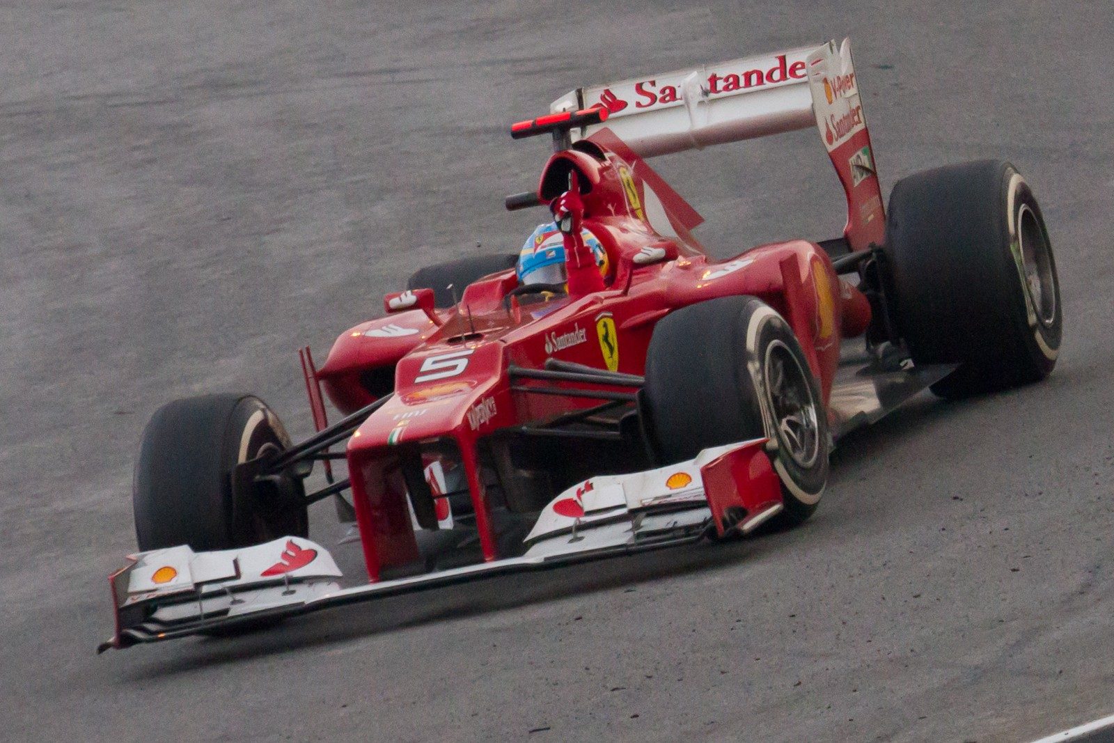 Fernando_Alonso_won_2012_Malaysian_GP.jpg