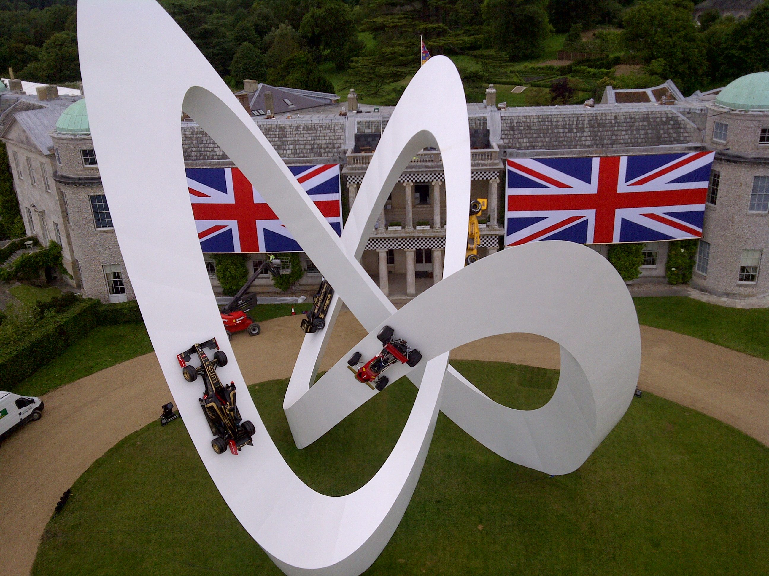 Lotus_sculpture_at_Goodwood_Festival_of_Speed.jpg