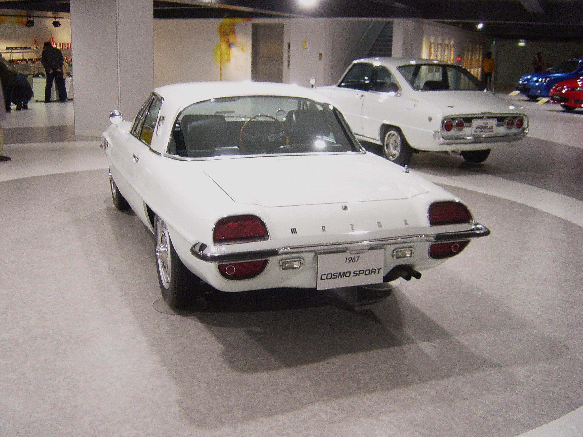 1967_mazda_cosmo_sport_3.jpg