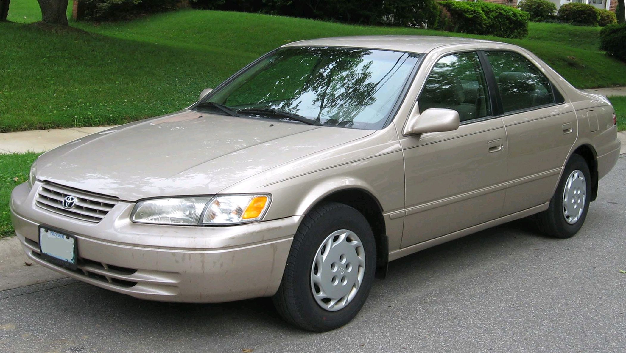 1997-1999_Toyota_Camry.jpg