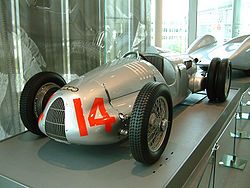 250px-Auto-union-type-d.jpg