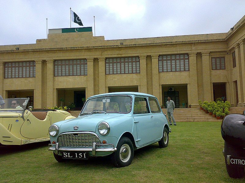 800px-Austin_mini850mk1_governorhouse.jpg