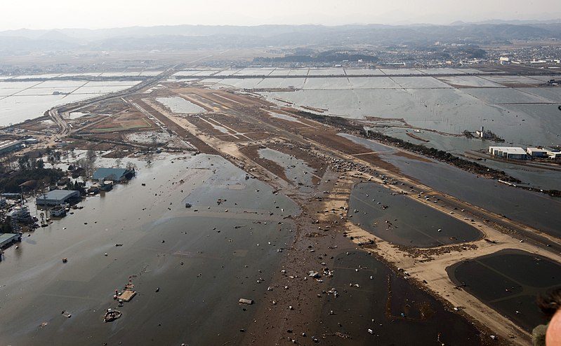 800px-SendaiAirportMarch16.jpg