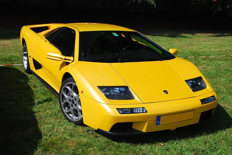 800px-Lamborghini_Diablo.JPG