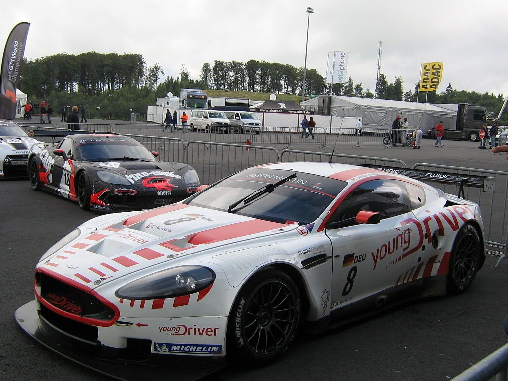 1024px-FIA-GT-1-WM-Aston-Martin-Nr.8.jpg