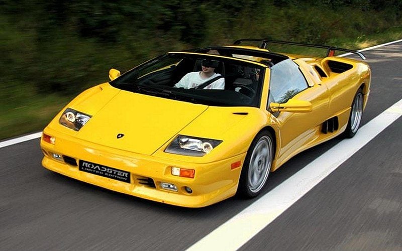 800px-DIABLO_VT_ROADSTER_1999.jpg