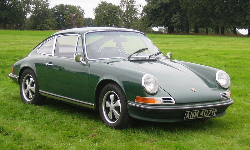 800px-Porsche_911E_ca_1969.jpg