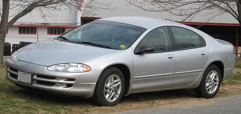 800px-98-04_Dodge_Intrepid.jpg