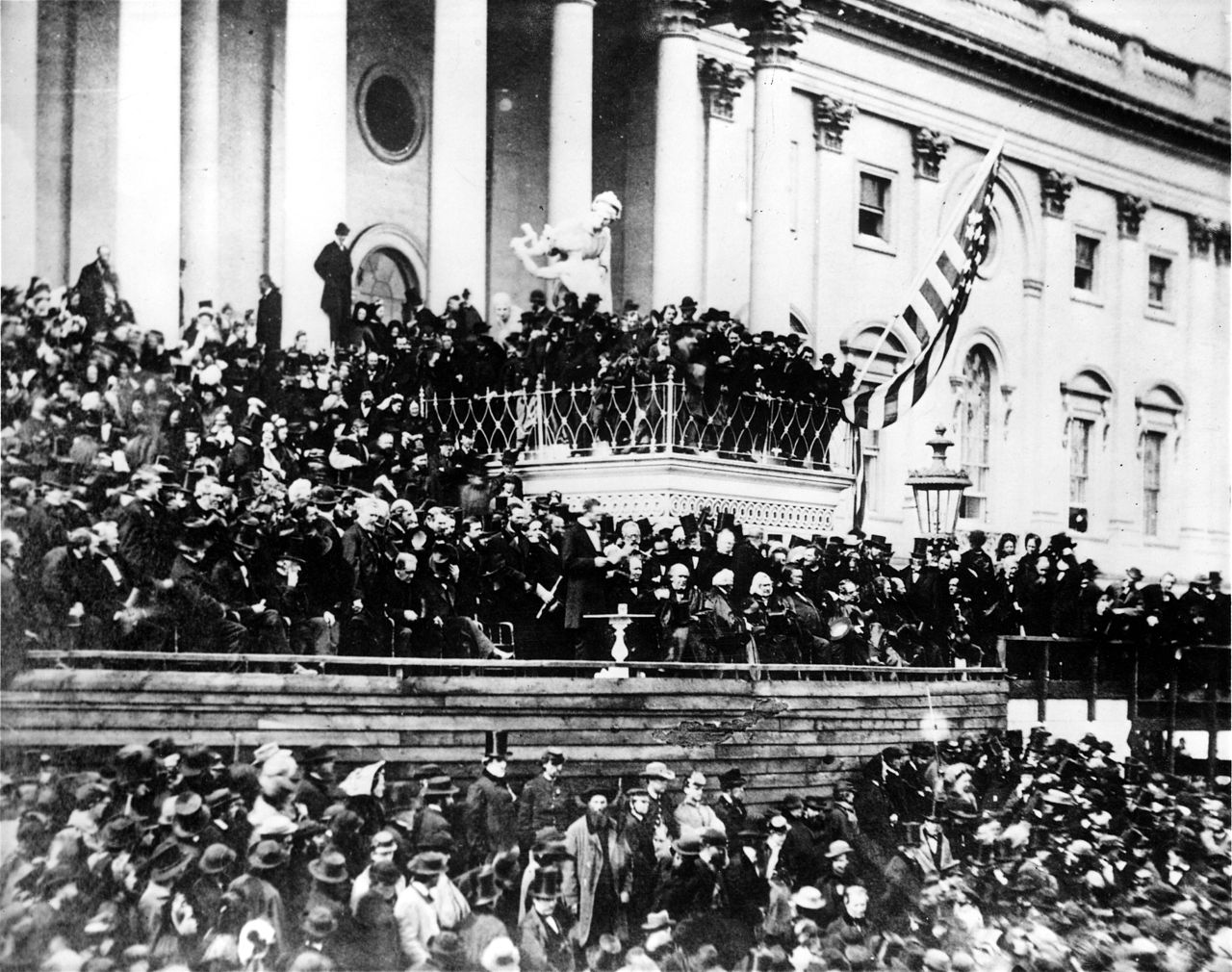 1280px-Abraham_Lincoln_giving_his_second_Inaugural_Address_%284_March_1865%29.jpg