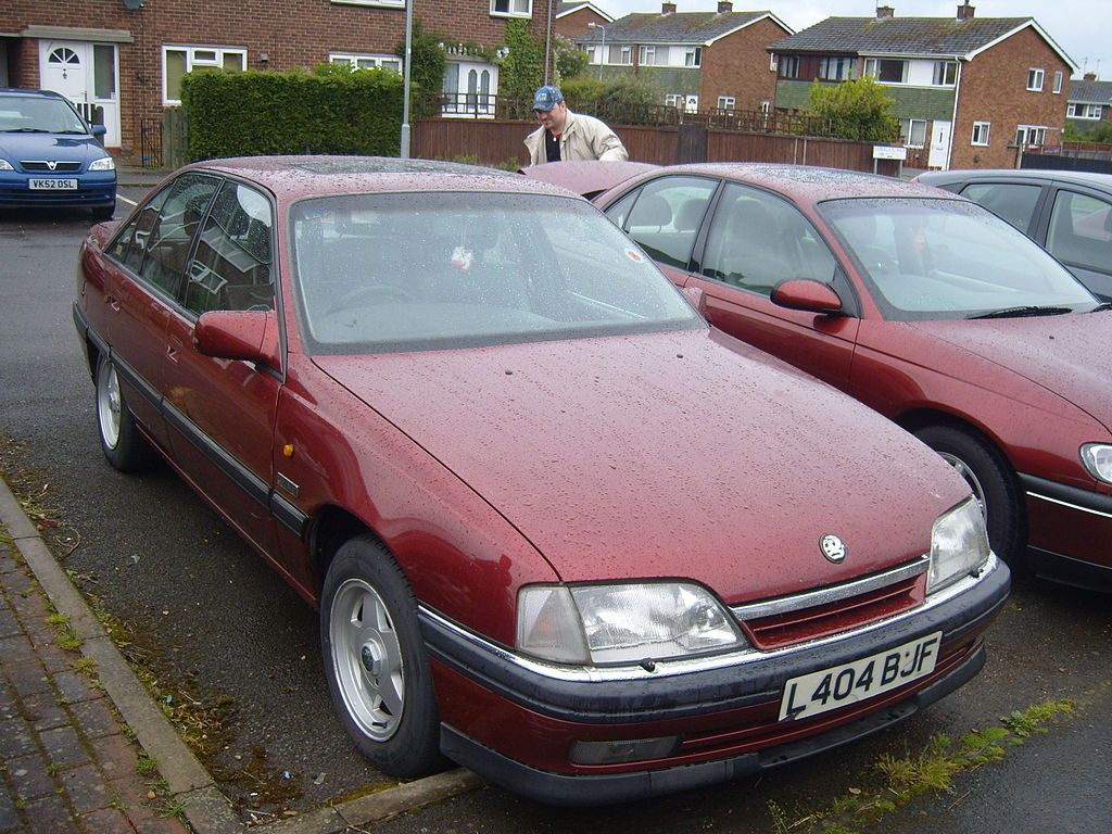 1024px-Vauxhall_Carlton_Diplomat.jpg