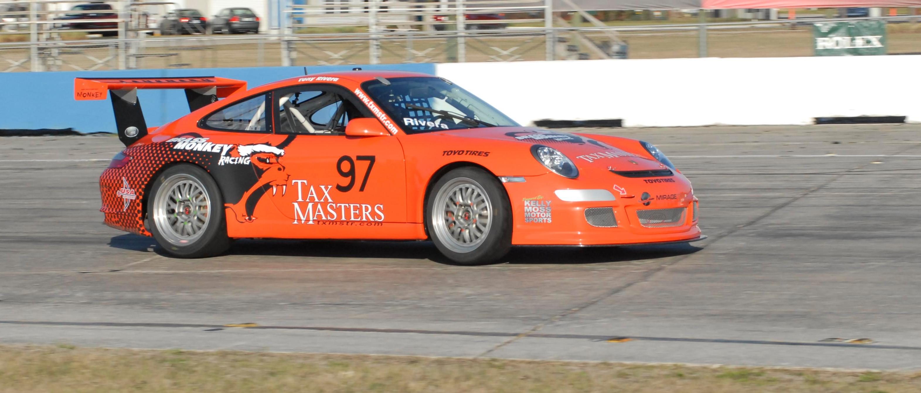 TaxMastersBrassMonkeyRacing02.JPG