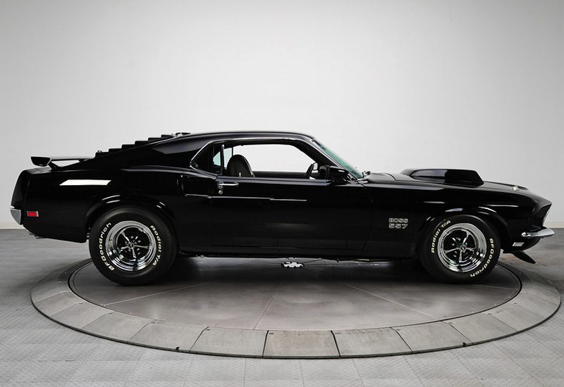 2012-ford-mustang-boss-1969-pro-touring-557-rk-motors-2.jpg