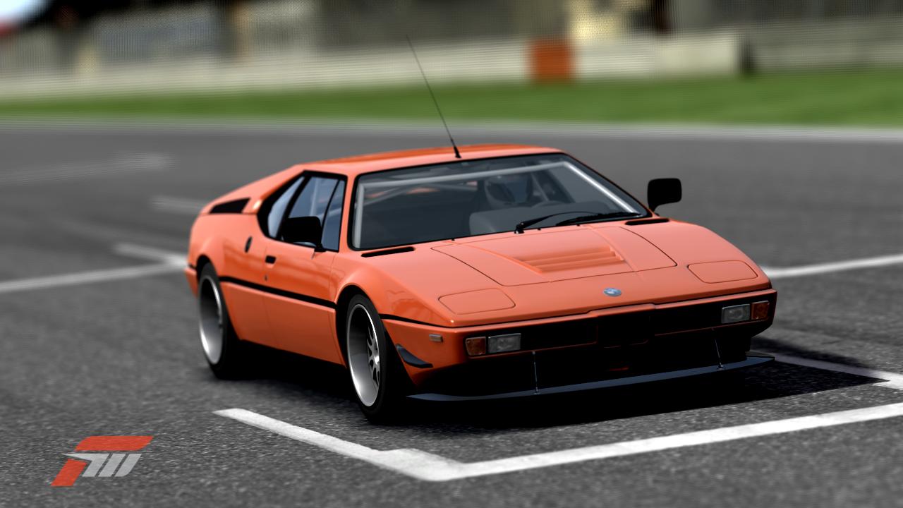 bmwm1xurx.jpg