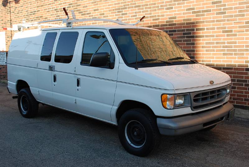 2001-ford-econoline-e150_014f44f1.jpg