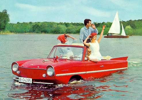 vintage_amphicar_in_water.jpg