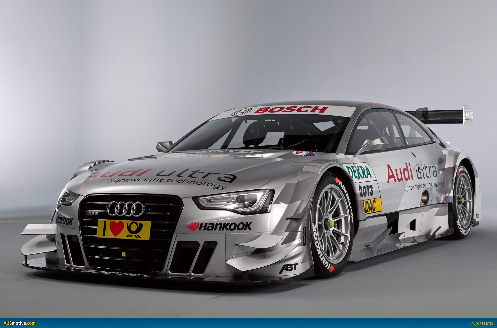 Audi-RS5-DTM-01.jpg