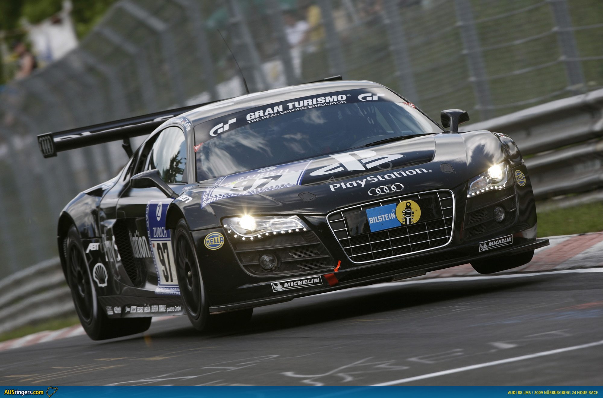 2009-Audi-R8-LMS-N24-01.jpg