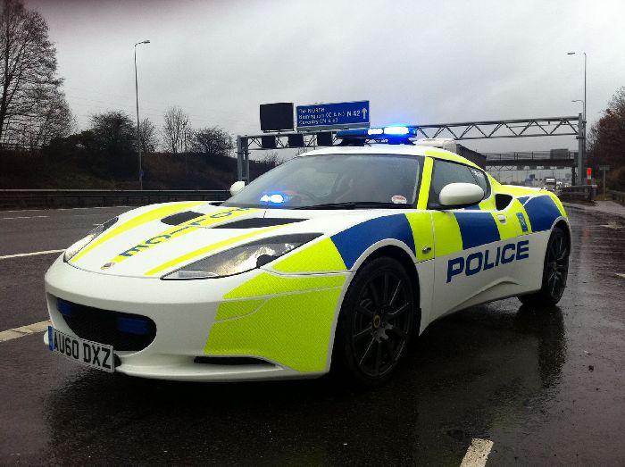 police-lotus-evora-1.jpg