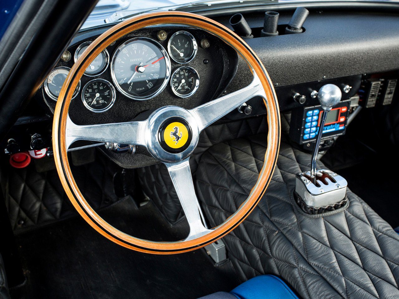 Ferrari-250-GTO-blauw-occasion-08.jpg