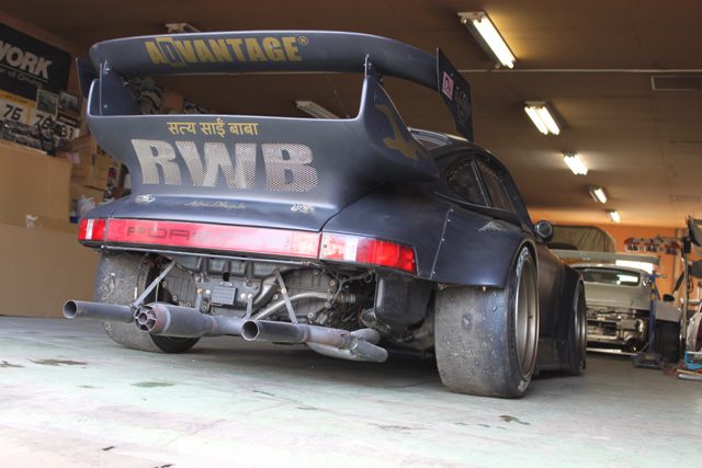 porsche-911-wide-body-kits-from-rauh-welt-begriff-video_2.jpg